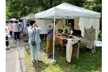 【名古屋駅発】*日帰り昼食付*『大自然の中に300を超えるクラフト出店! 手づくり工房展in駒ヶ根 くらふてぃあ杜の市』2